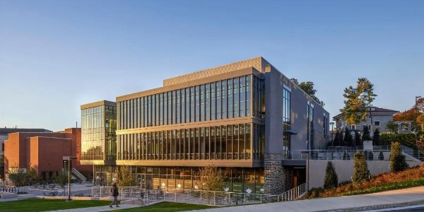 大學(xué)餐廳建筑