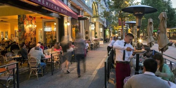 如何進行商業(yè)街區(qū)的景觀設計?