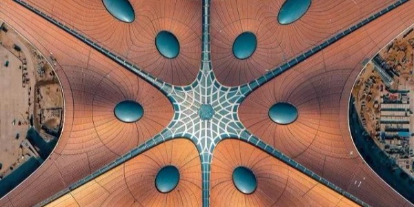 中國這個超級工程，震驚了全球！有63個天安門廣場大，卻只有8根柱子