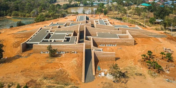 質樸材料下的豐富空間 | 泰國 大象博物館