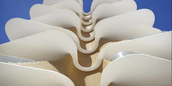 建筑自然化 | 起伏的陽臺(tái)