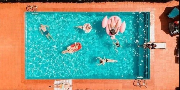 全球最美泳池設(shè)計(jì)，炎炎夏日里的一抹清涼