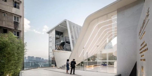 爆改老廠房，變身精品酒店